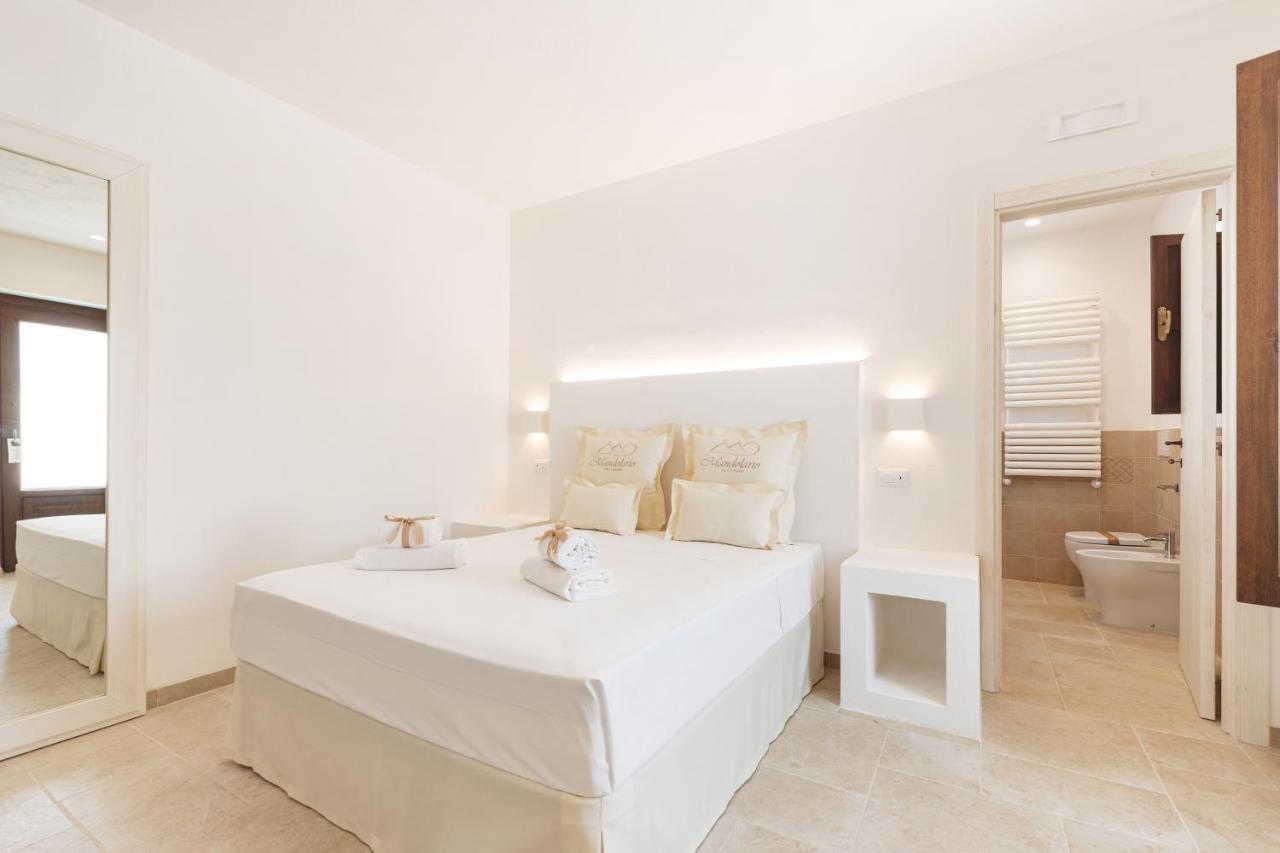 Mandolario Trulli Resort Martina Franca Buitenkant foto